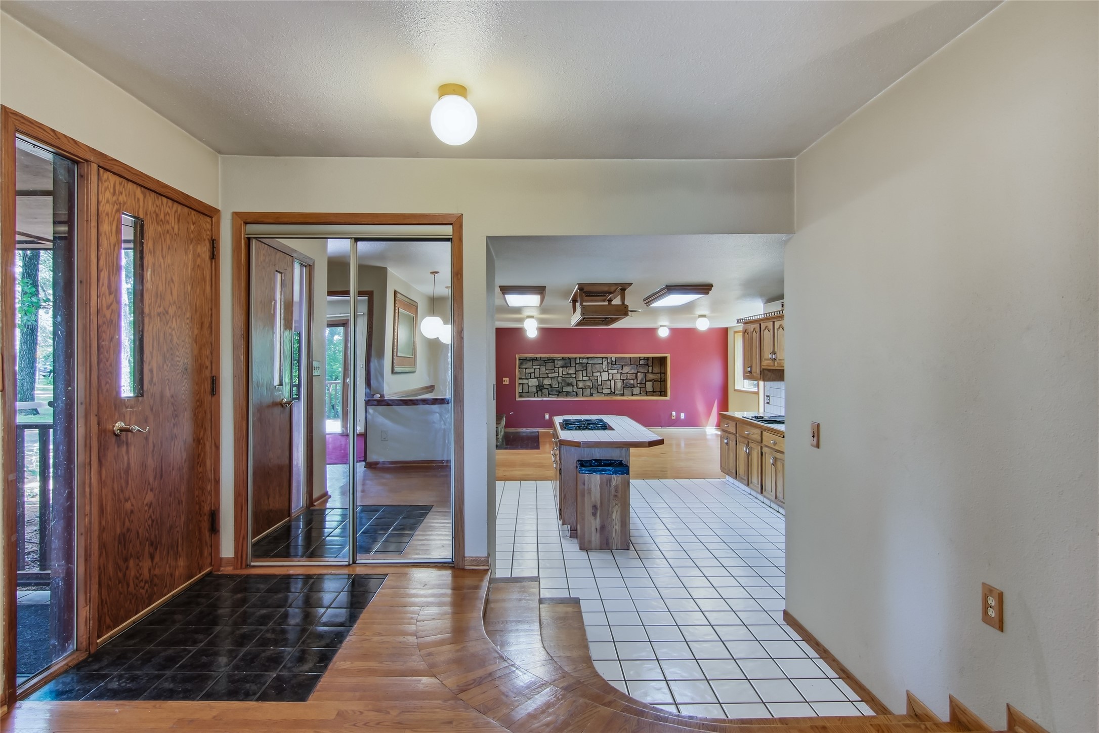 3153 Deerfield Road Property Photo 4