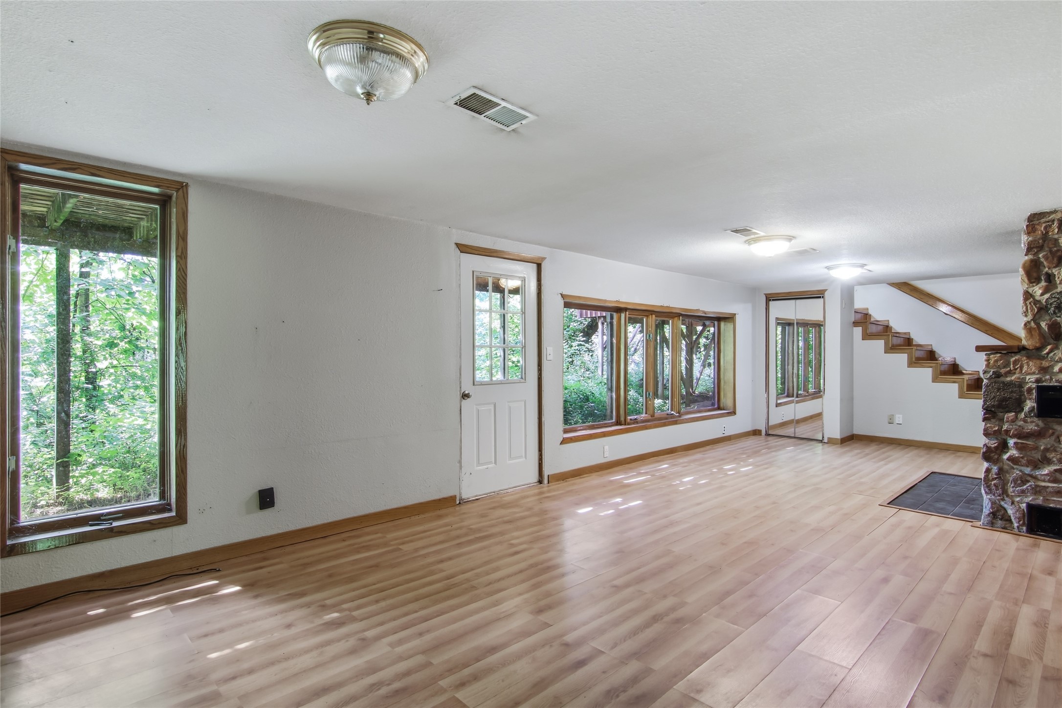 3153 Deerfield Road Property Photo 21