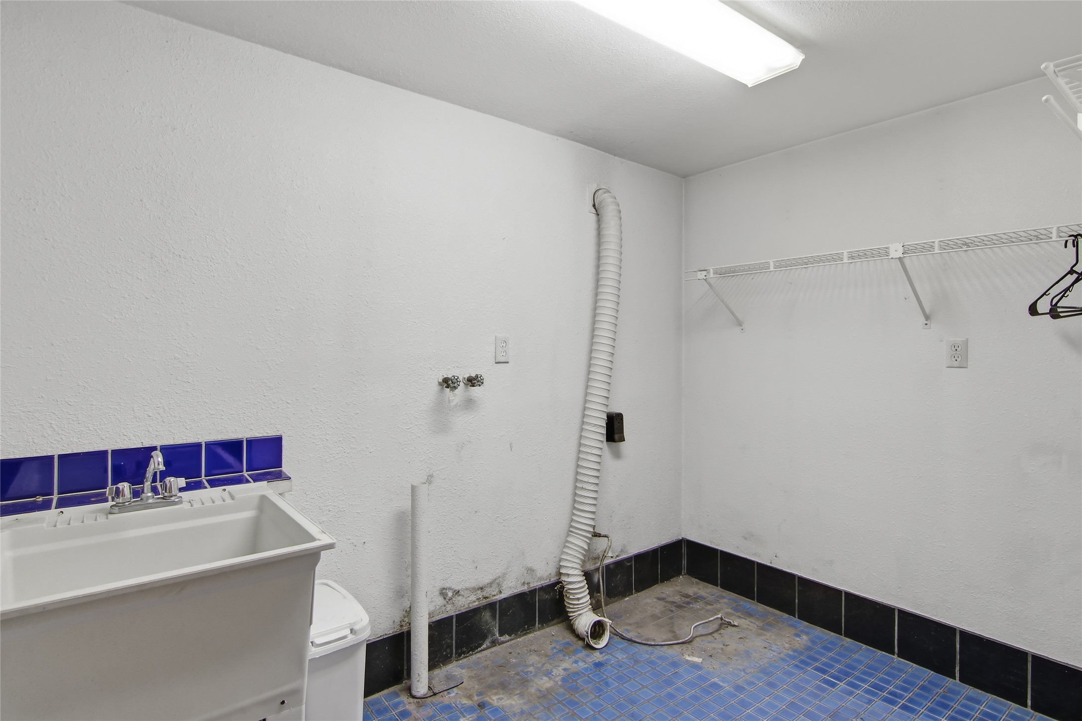 3153 Deerfield Road Property Photo 30