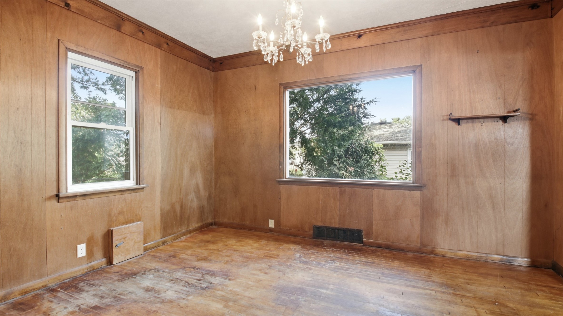 715 Water Street Property Photo 7