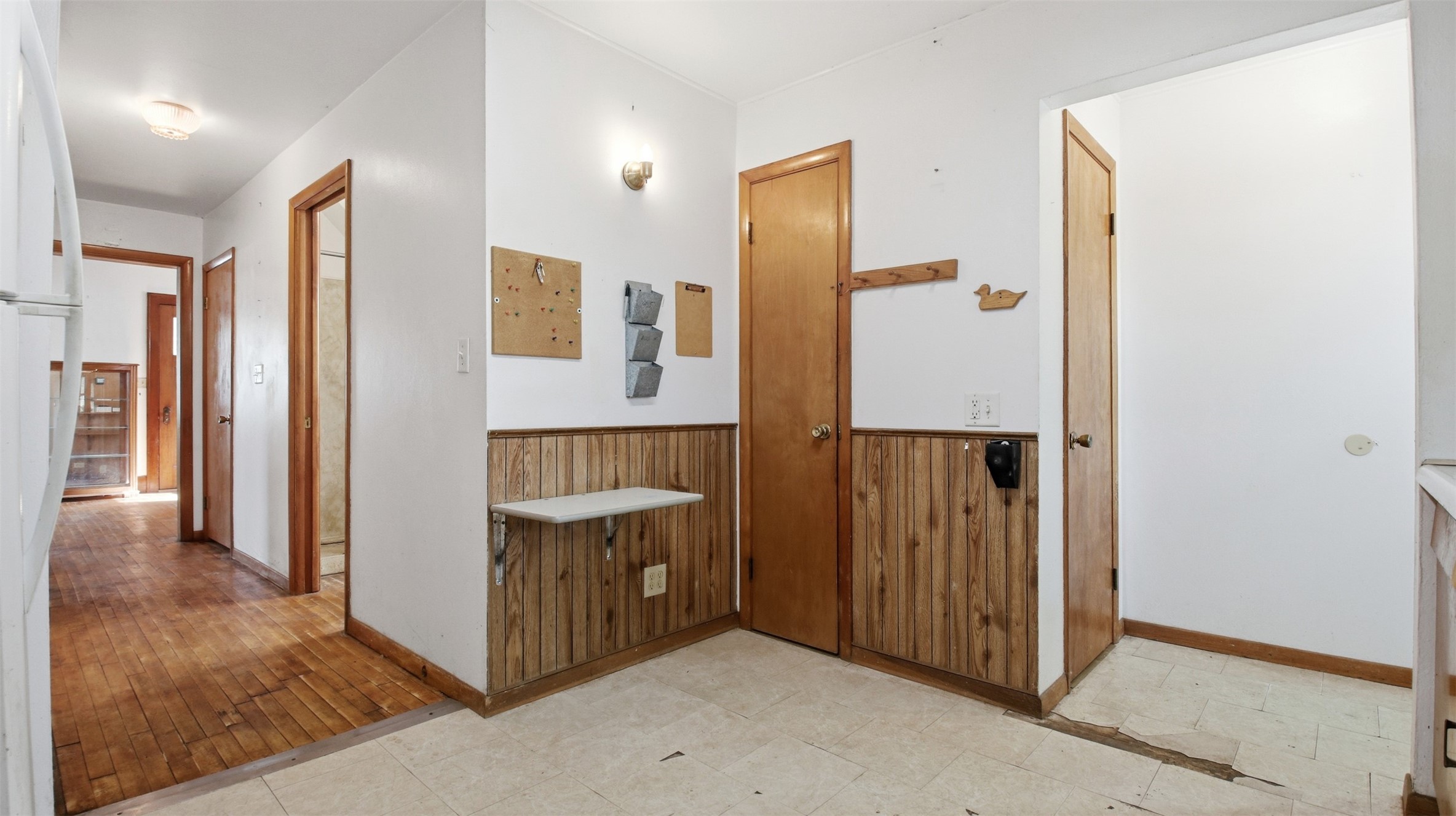 715 Water Street Property Photo 14