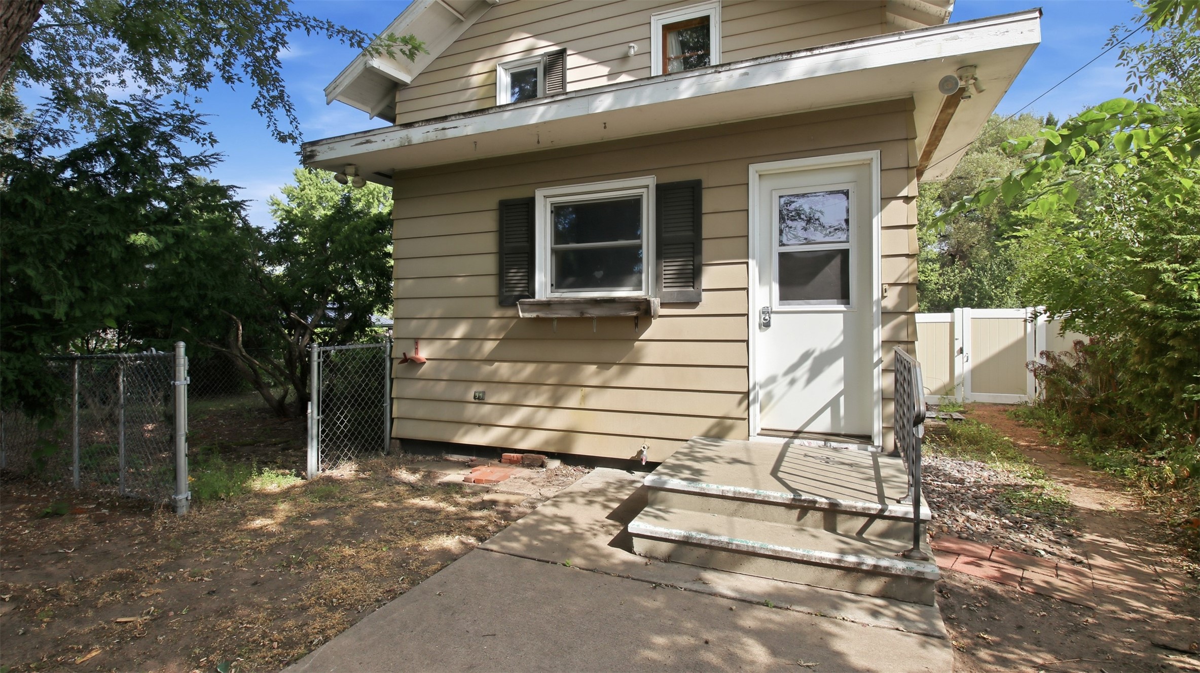 715 Water Street Property Photo 26