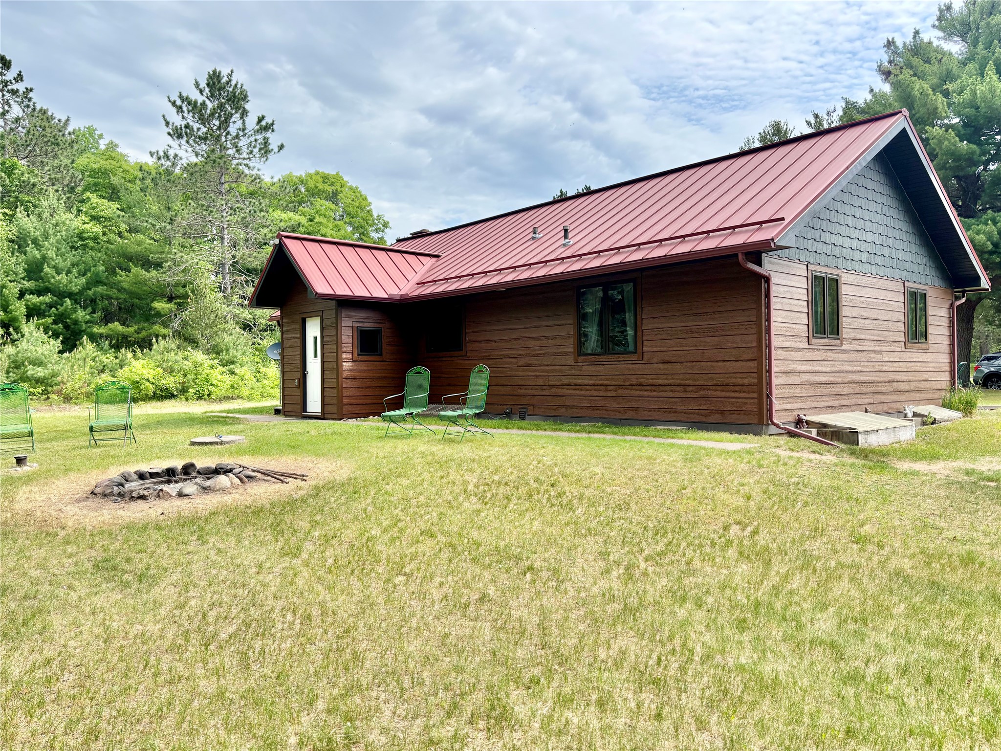 8897 N County Highway Cc Property Photo 3