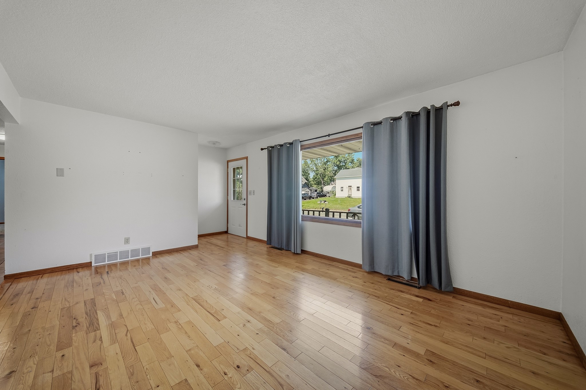 317 Grant Street Property Photo 12