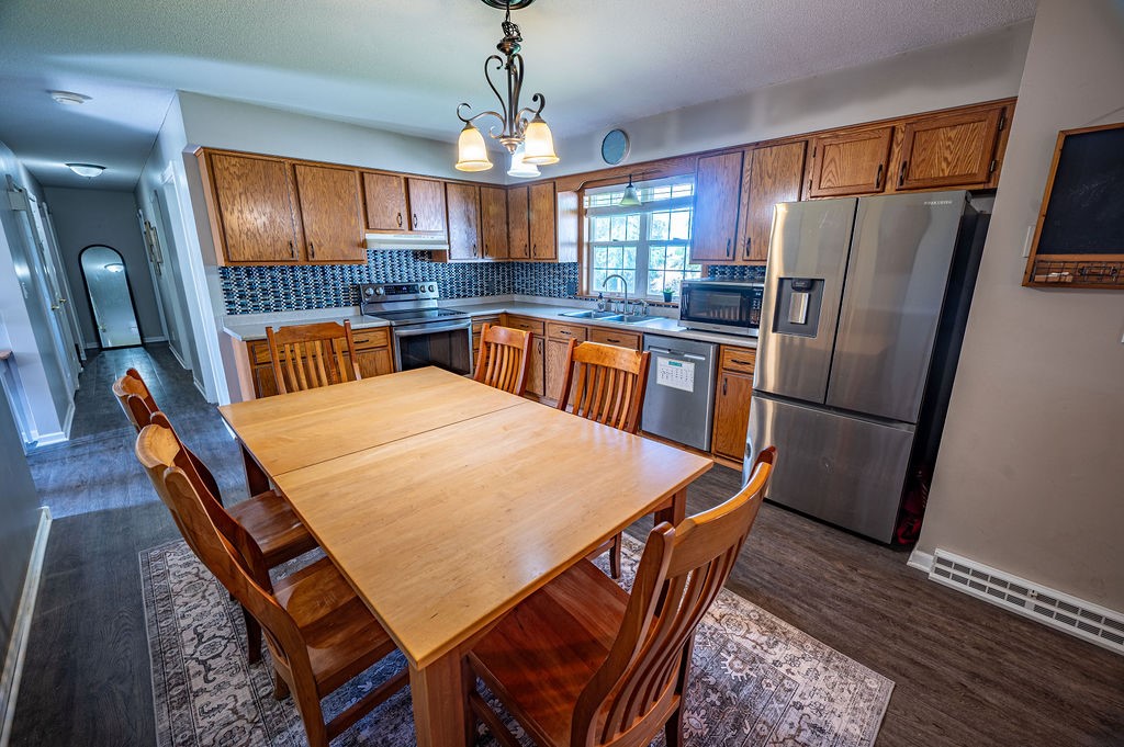 1205 Debra Street Property Photo 3