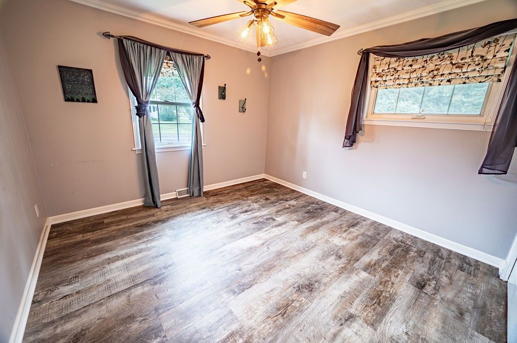 1205 Debra Street Property Photo 8