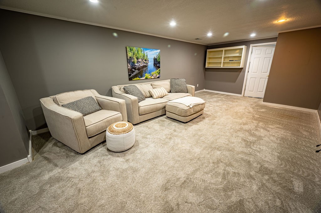 1205 Debra Street Property Photo 12