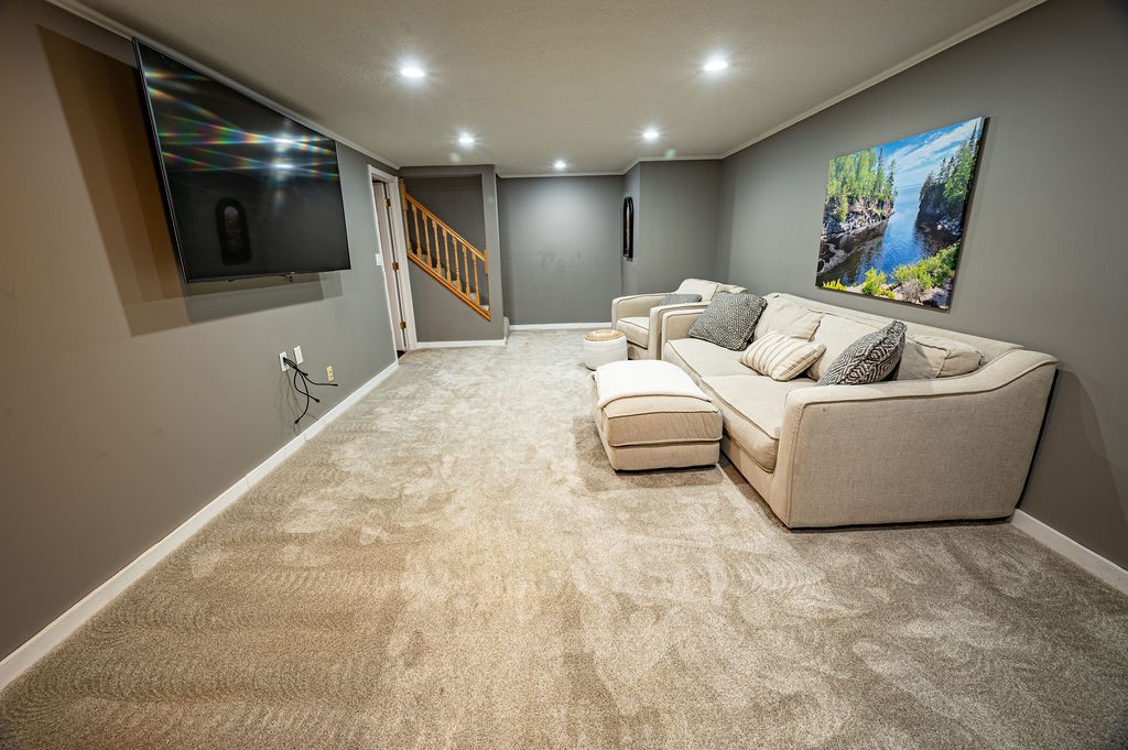 1205 Debra Street Property Photo 13