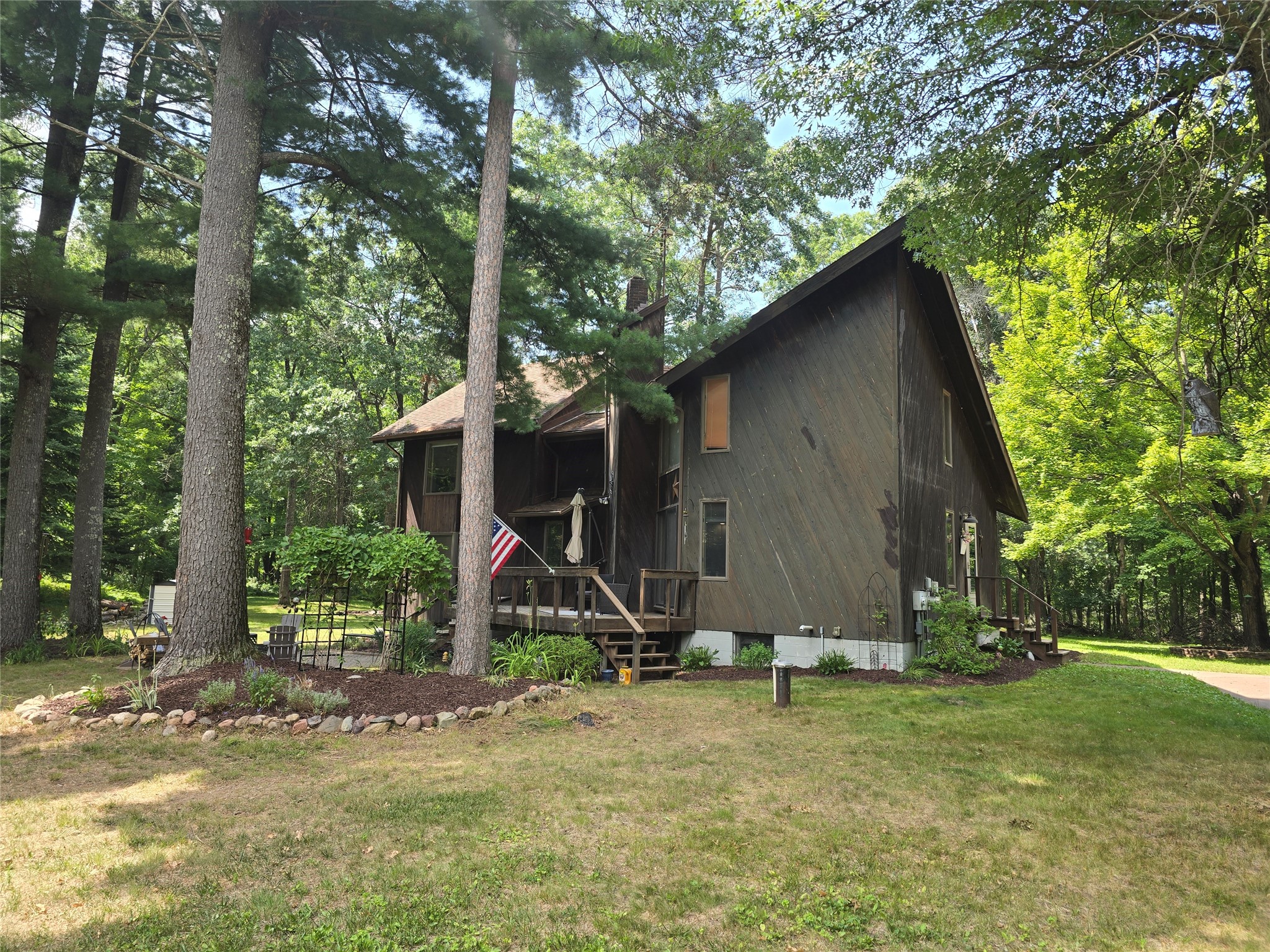 660 27 3/4 Street Property Photo 2