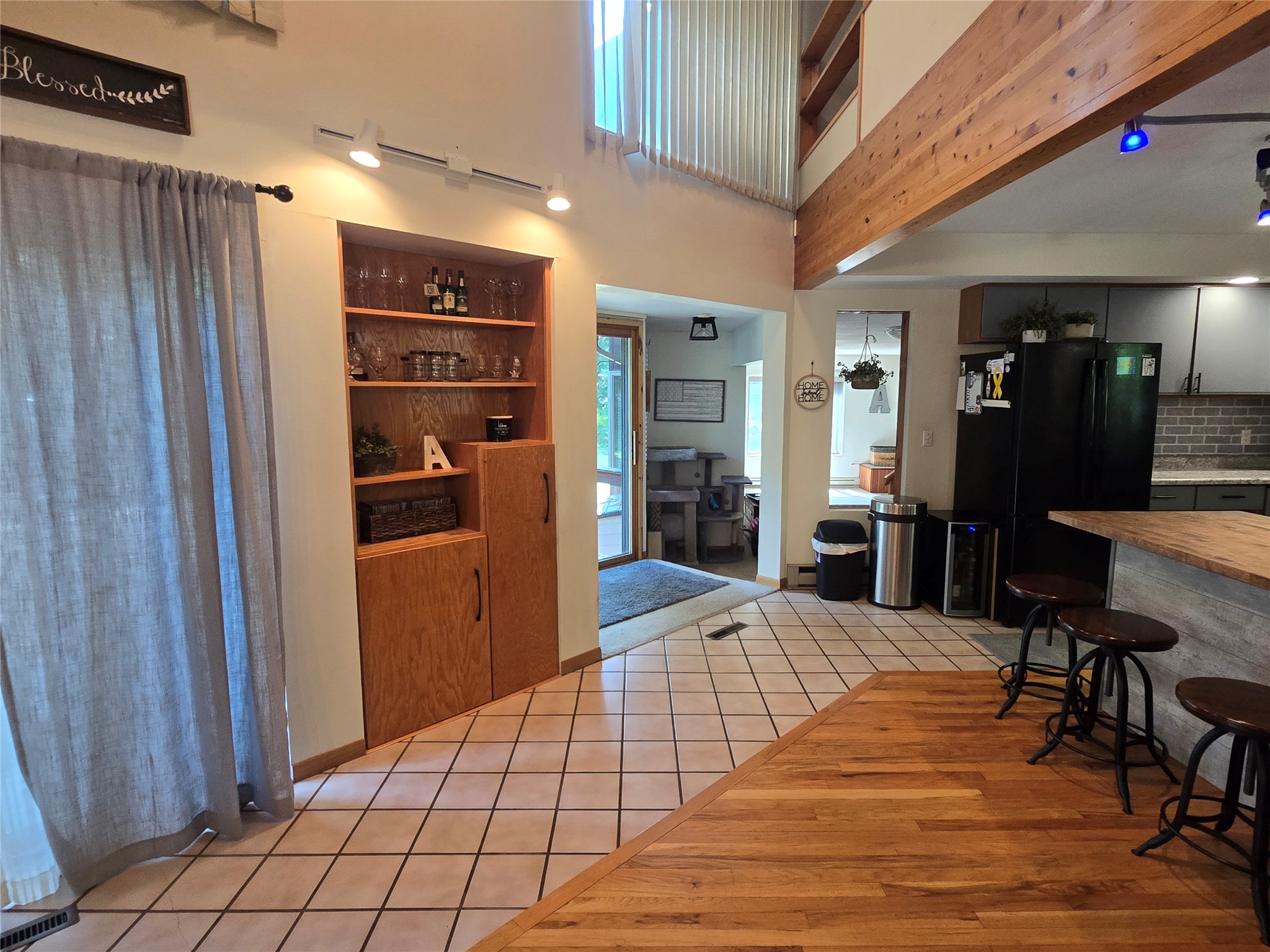 660 27 3/4 Street Property Photo 24