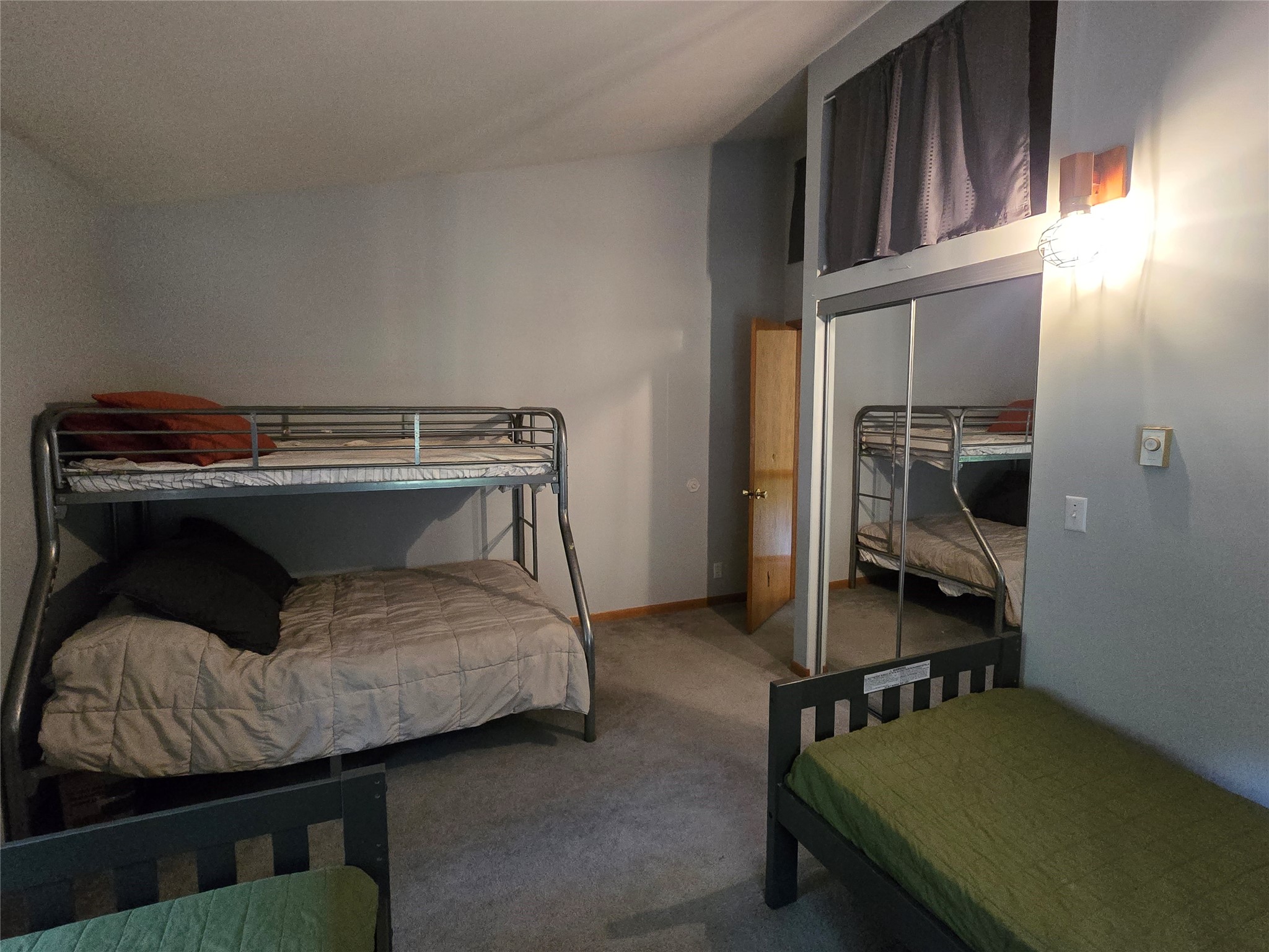 660 27 3/4 Street Property Photo 39