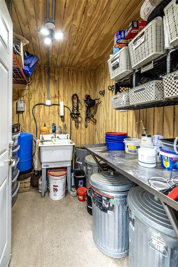 W15236 Taylor Road Property Photo 18