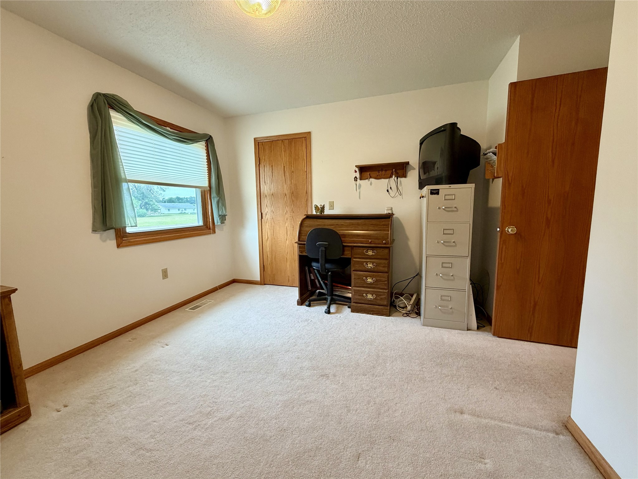 2321 5th Avenue Property Photo 17