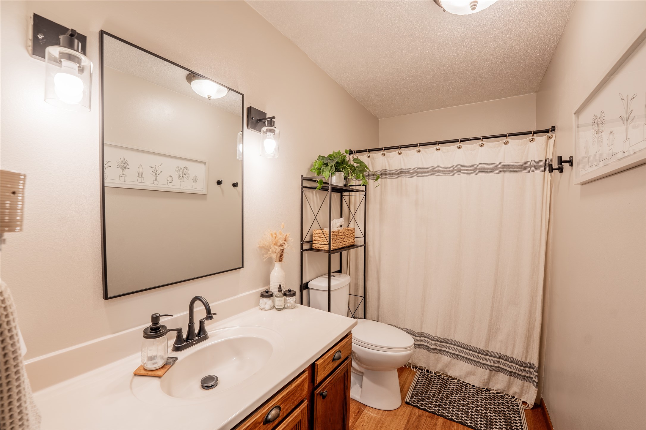 1127 5th Street E Property Photo 23