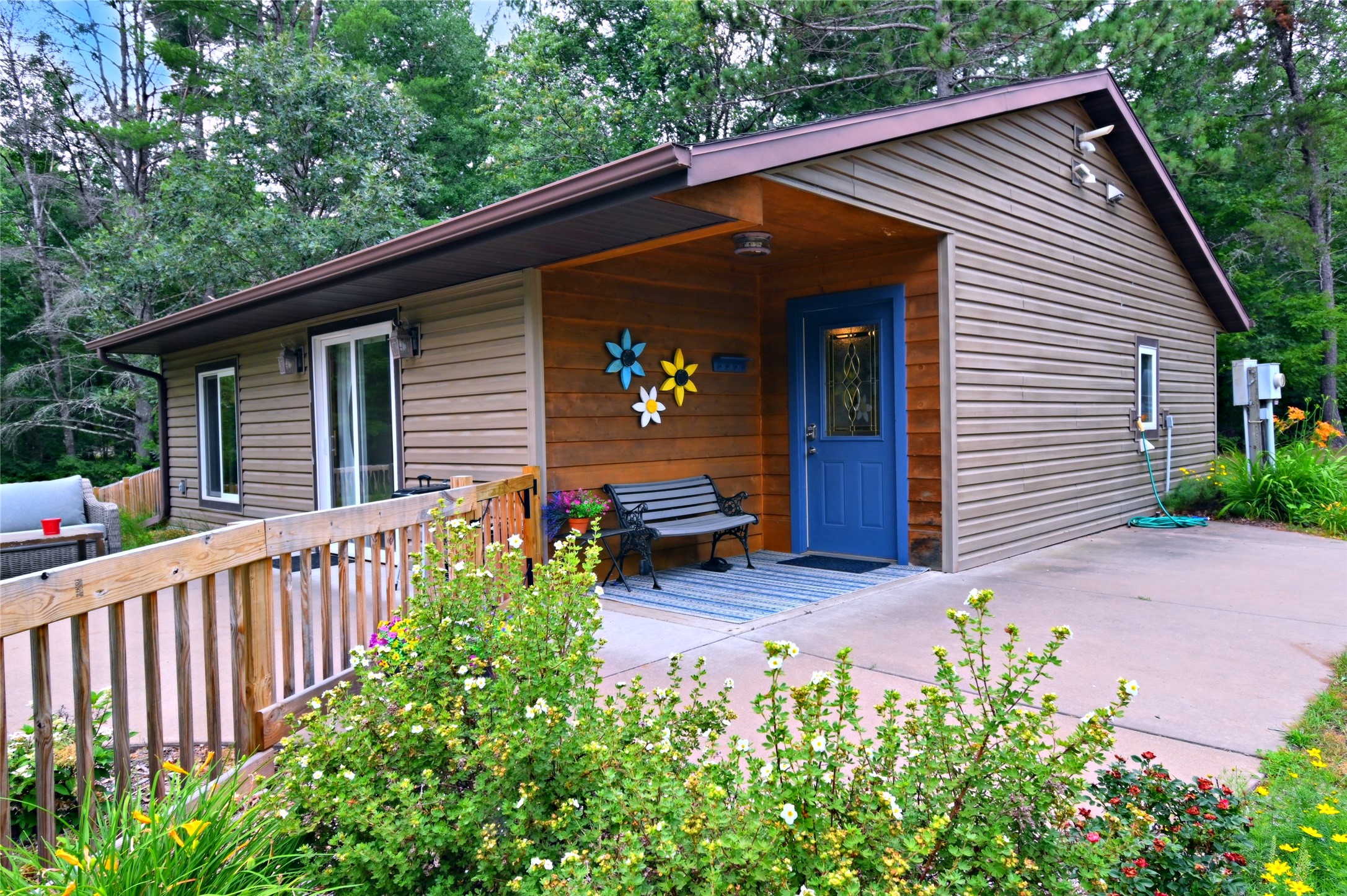 14013 E Catherine Lake Road Property Photo 1