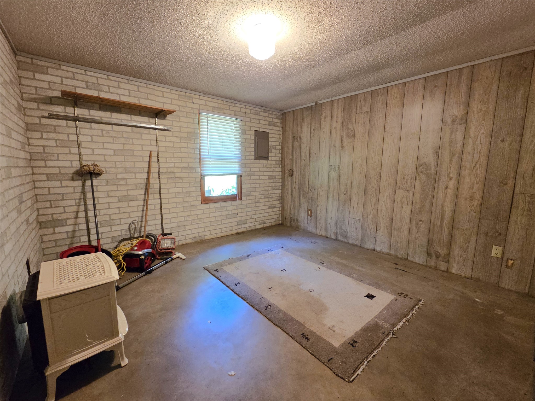 30485 White Tail Drive Property Photo 11