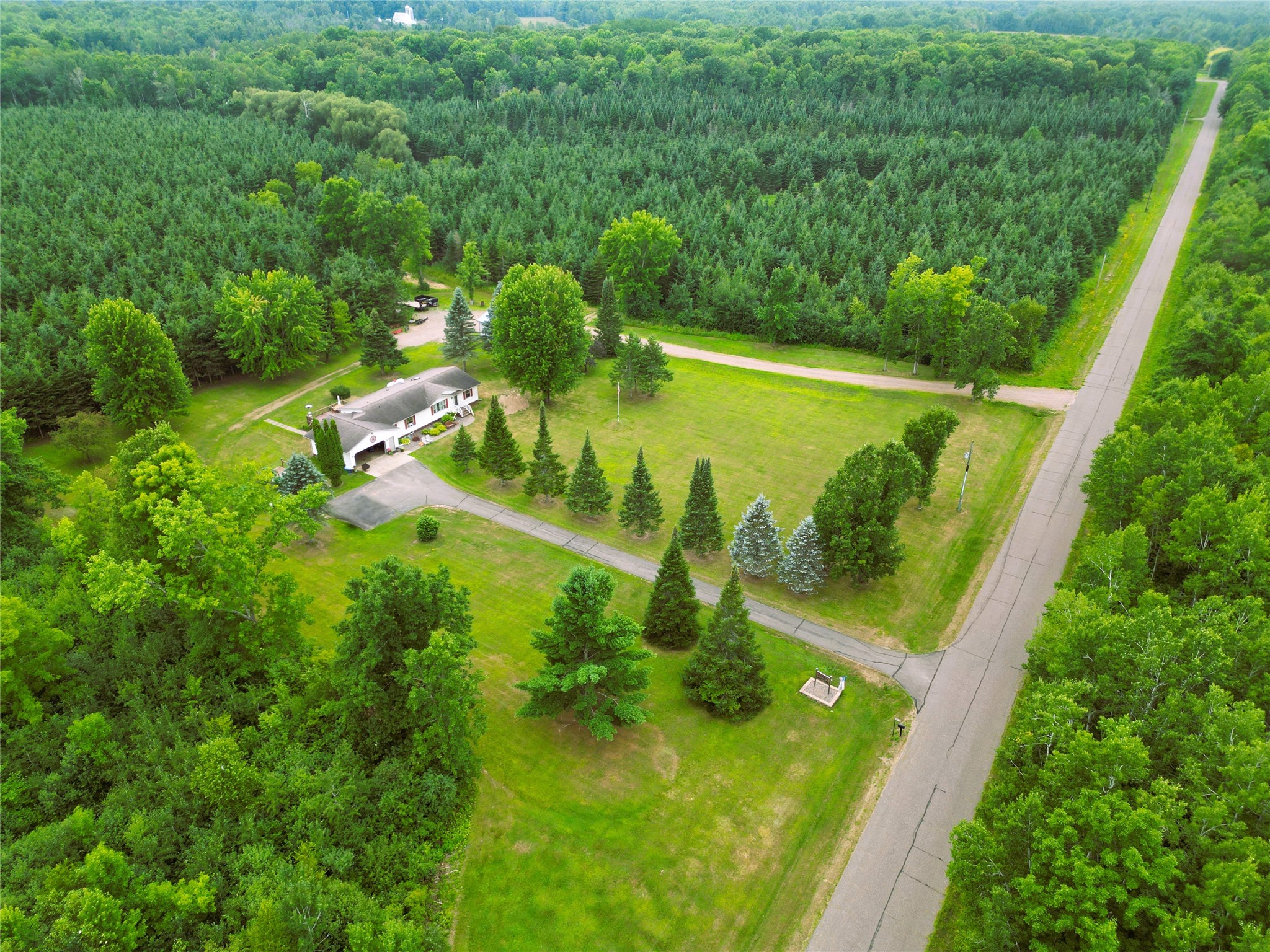 W9603 Ducommun Road Property Photo 2