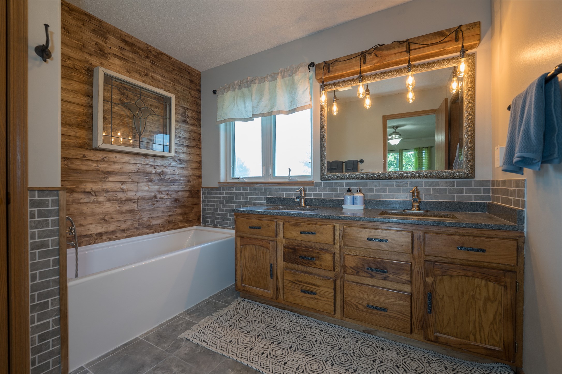 S373 Dammen Road Property Photo 25