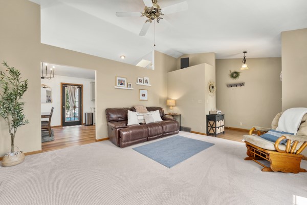 344 Saxonwood Road Property Photo 10