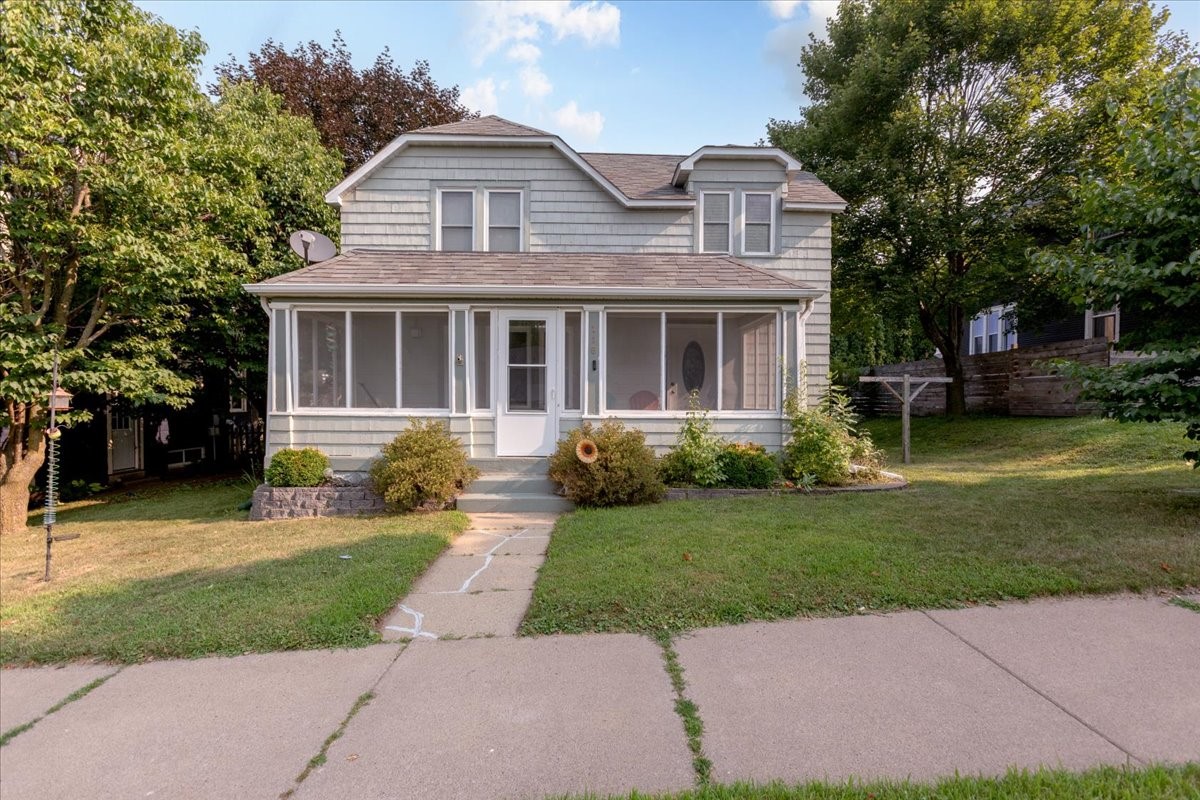 116 Pine Street Property Photo 2