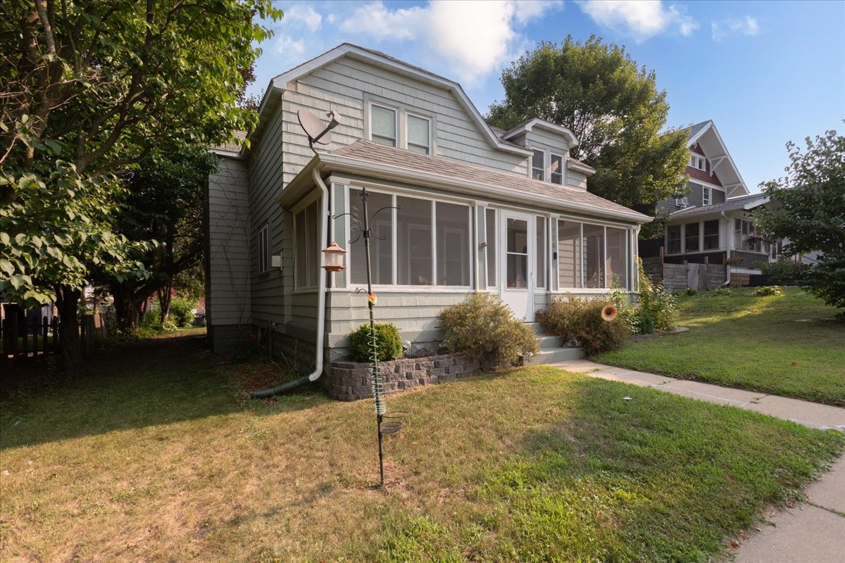 116 Pine Street Property Photo 4