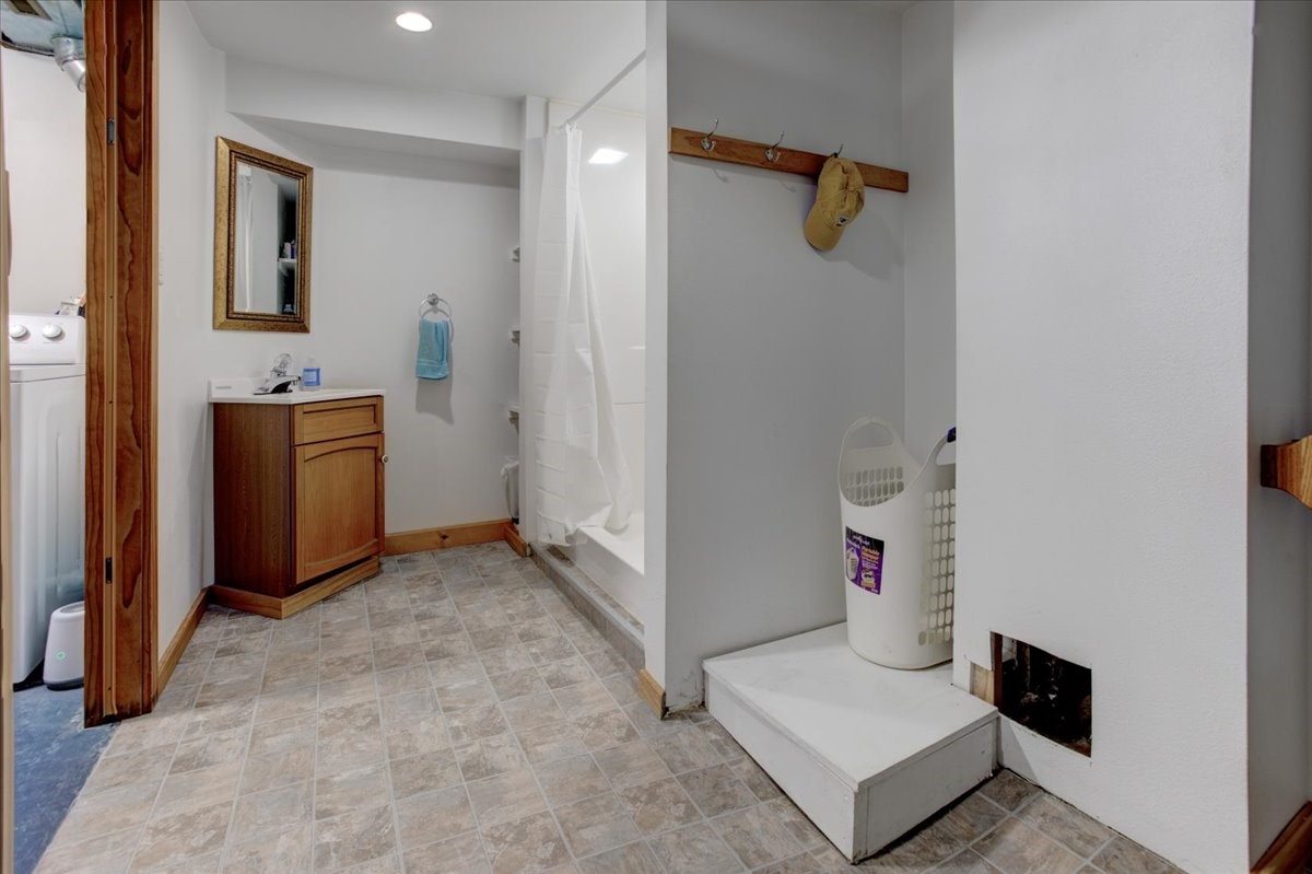 116 Pine Street Property Photo 24