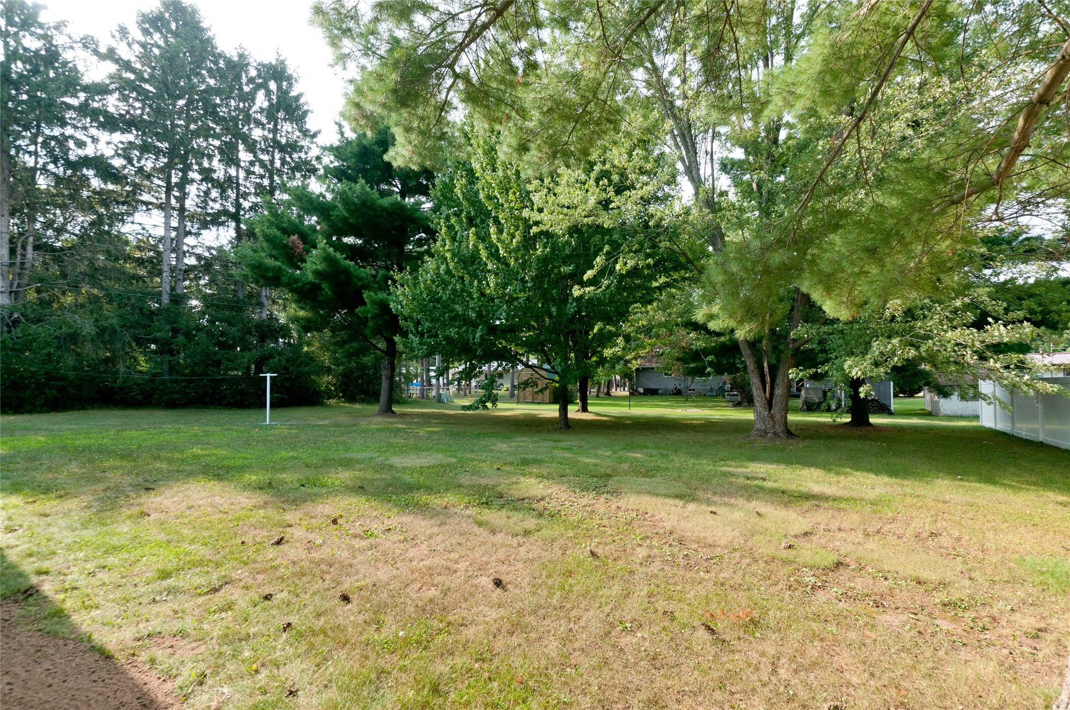 417 Spruce Avenue Property Photo 9