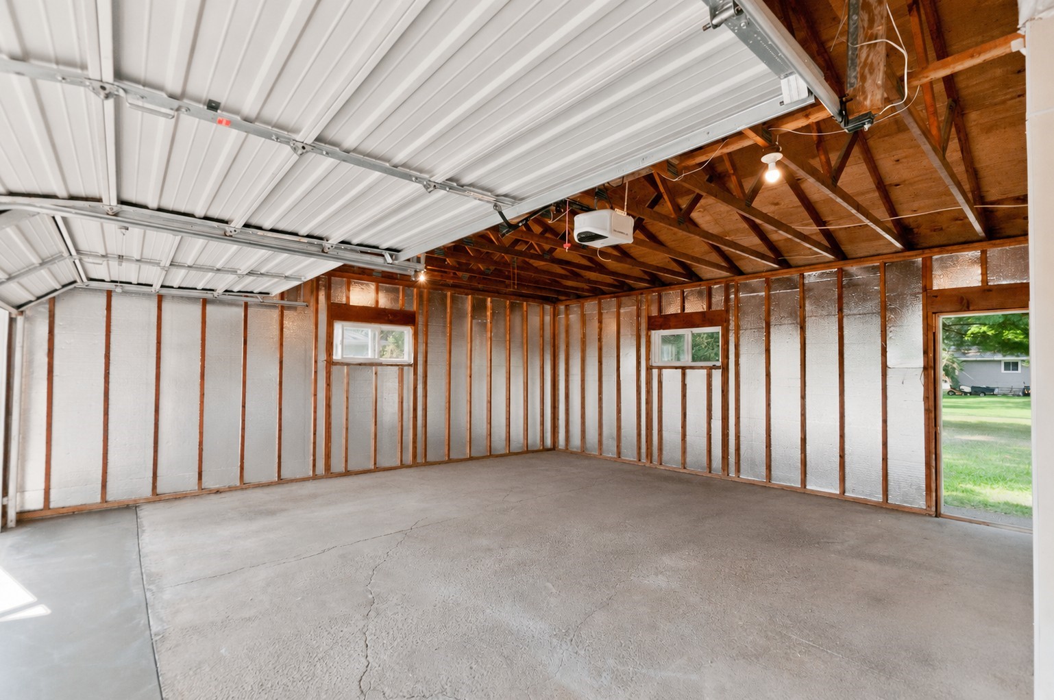 417 Spruce Avenue Property Photo 10
