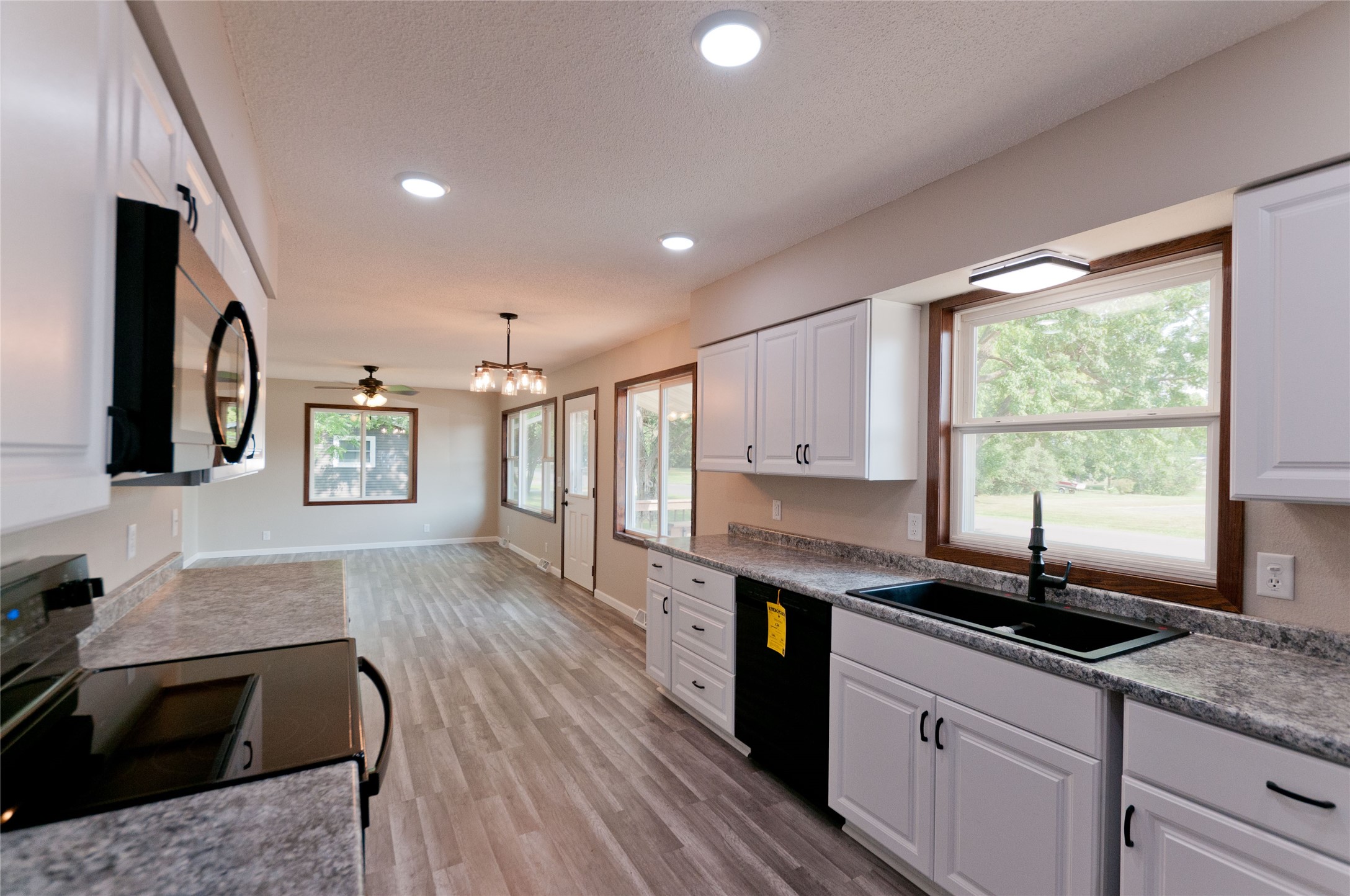 417 Spruce Avenue Property Photo 12