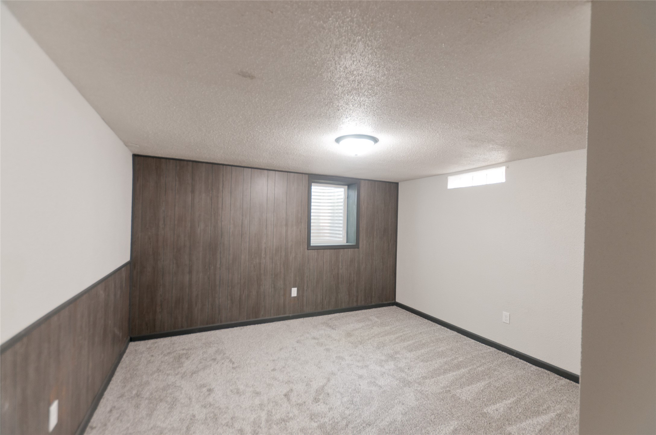 417 Spruce Avenue Property Photo 30