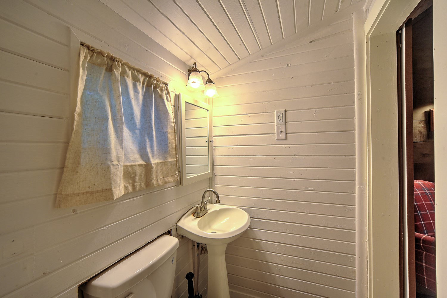 1324 W Point Road 2 Property Photo 15