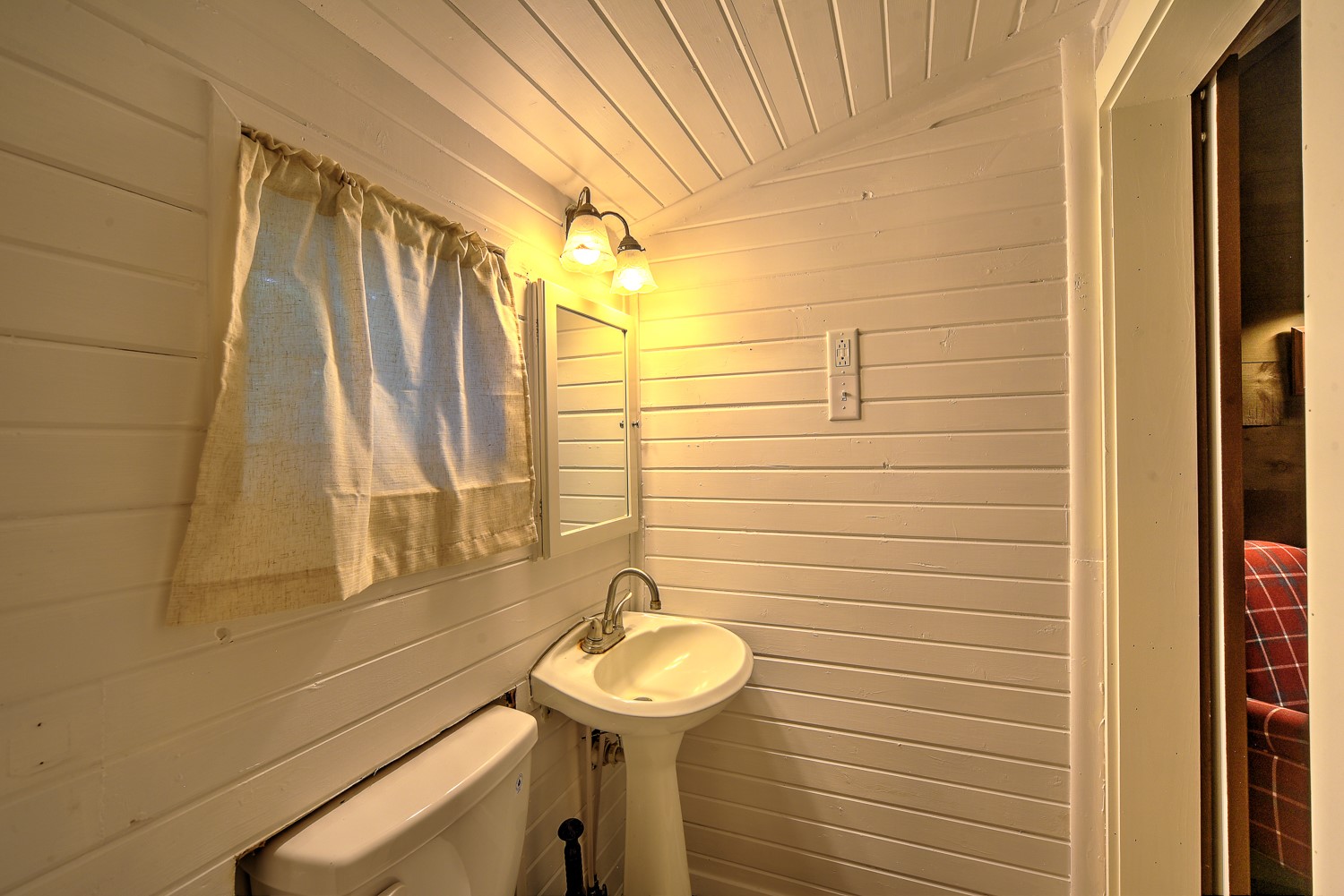 1324 W Point Road 2 Property Photo 16
