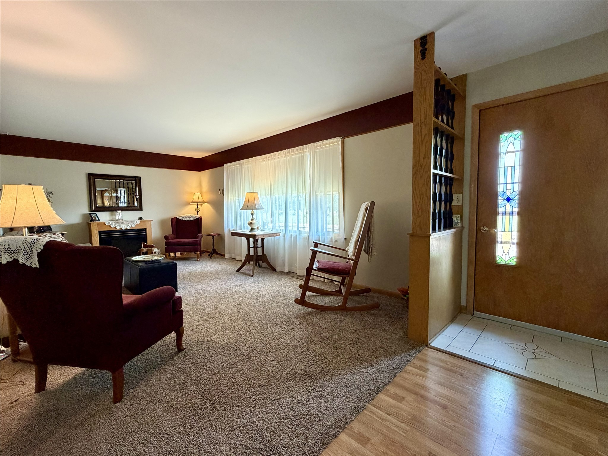 404 Edward Street Property Photo 5
