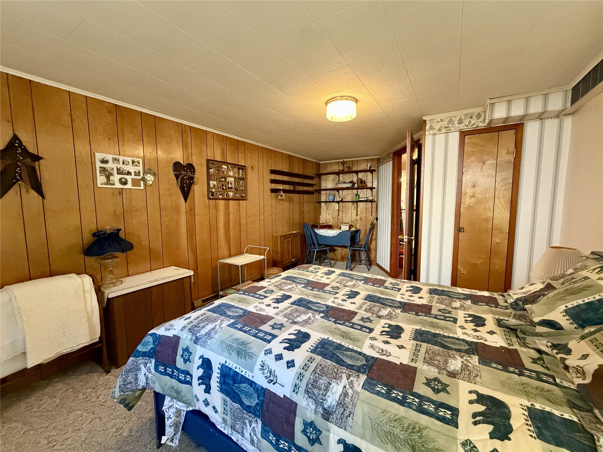 404 Edward Street Property Photo 25