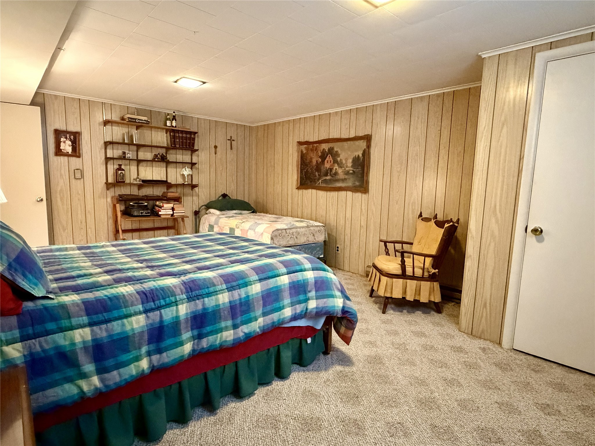 404 Edward Street Property Photo 27