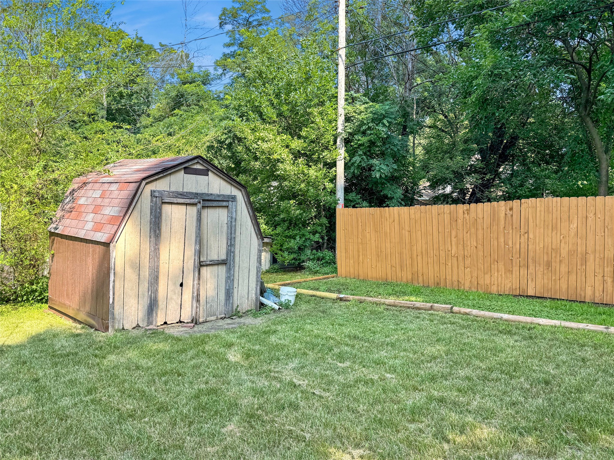 1542 Bellevue Avenue Property Photo 7