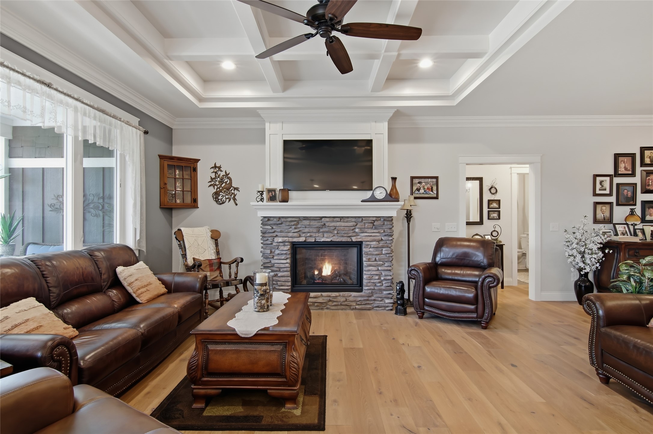 4227 Harless Road Property Photo 3