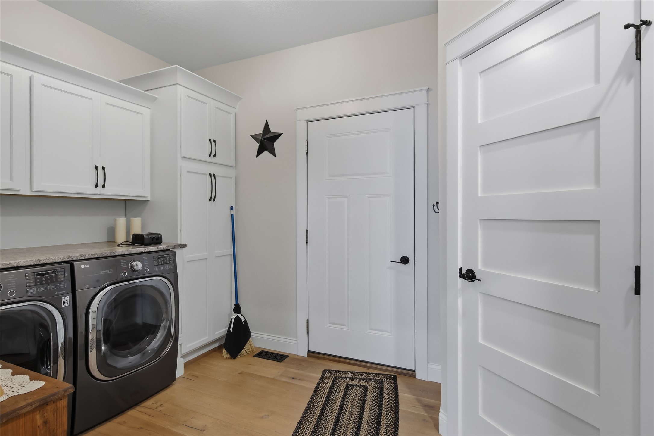 4227 Harless Road Property Photo 26
