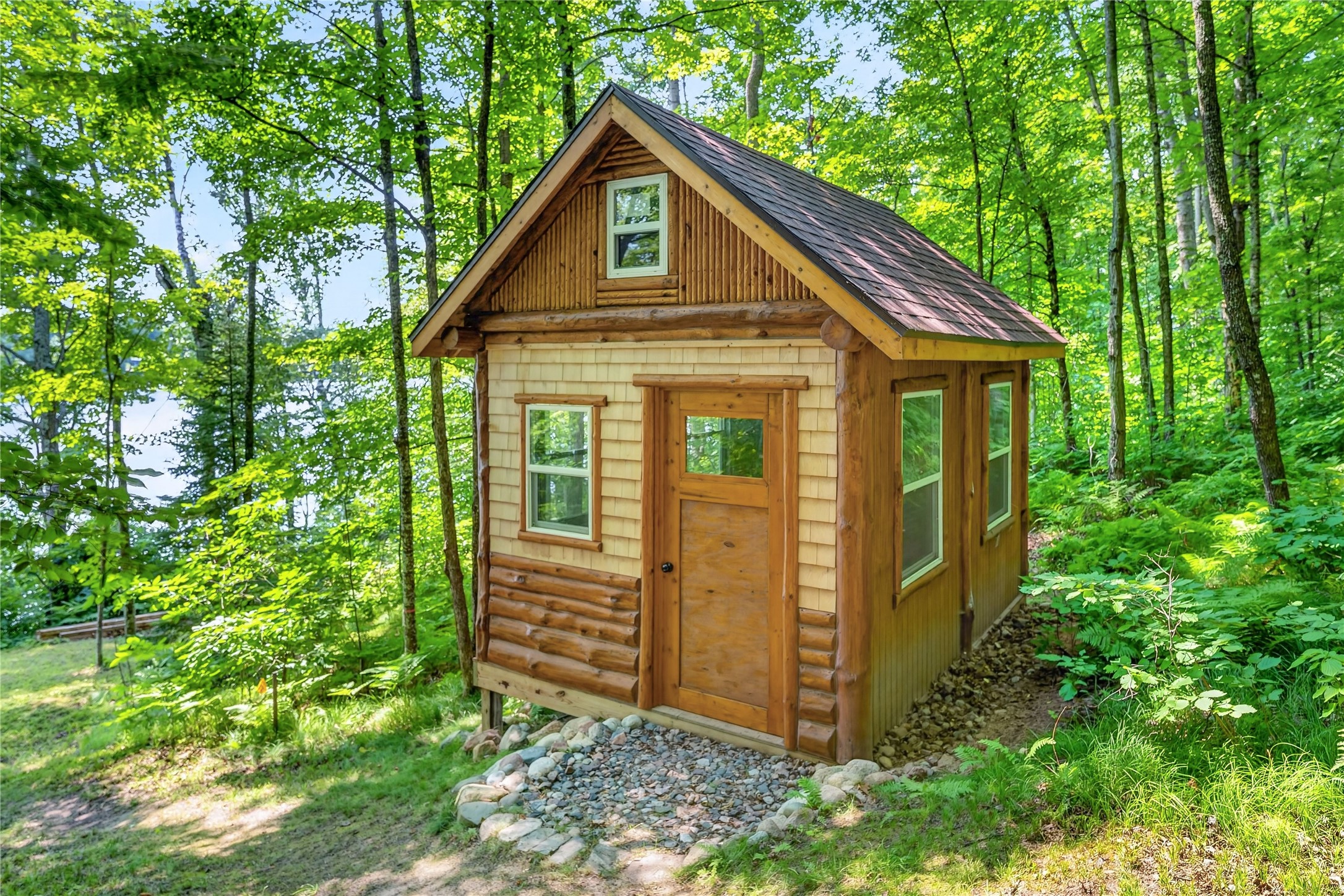 6925w Hemlock Haven Road Property Photo 1