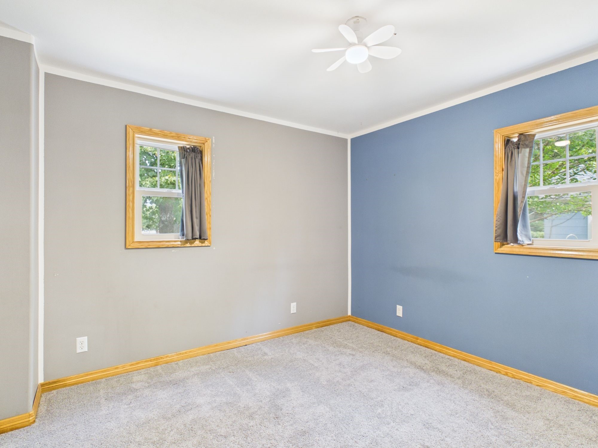 7637 County Road B Property Photo 8