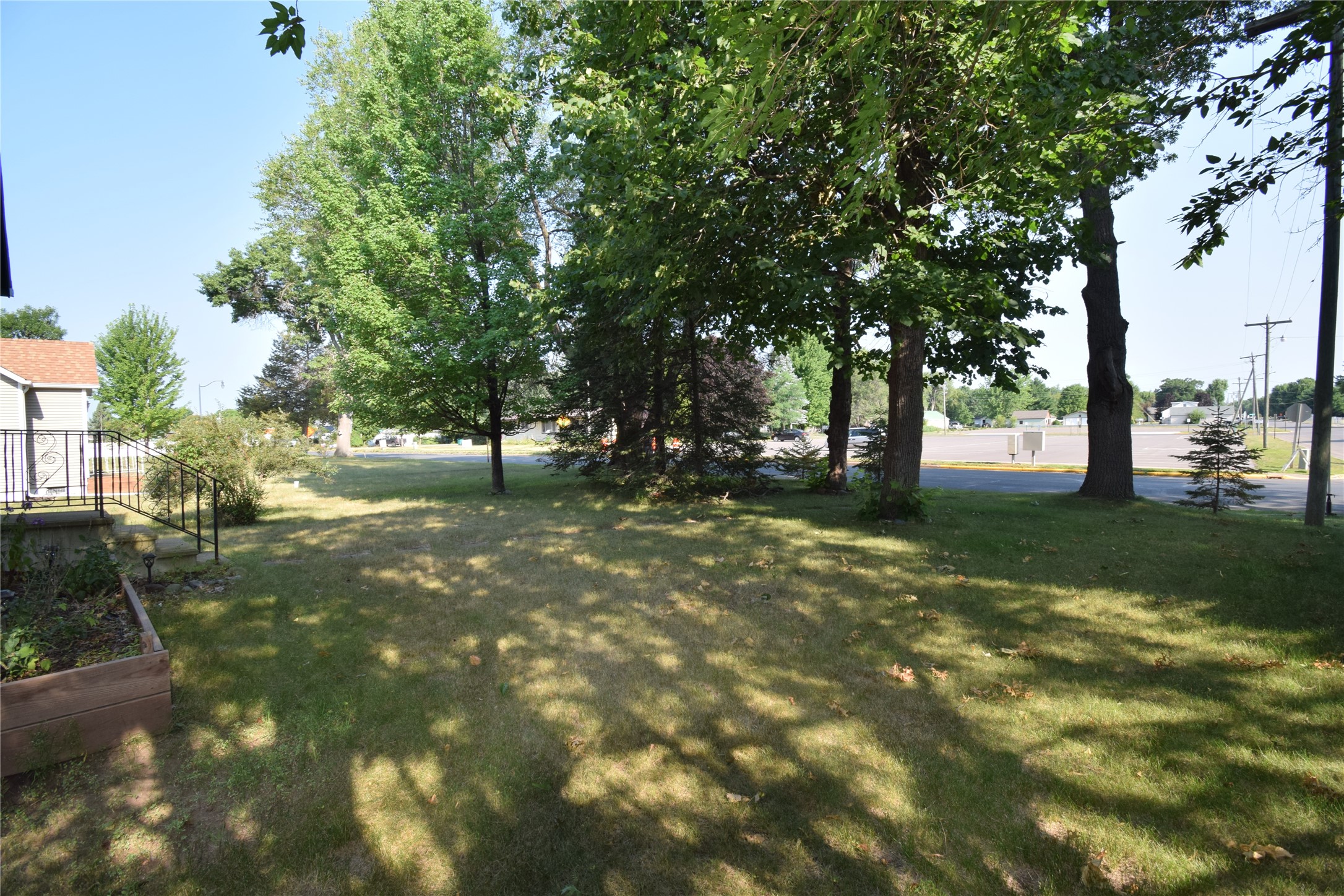 7637 County Road B Property Photo 26