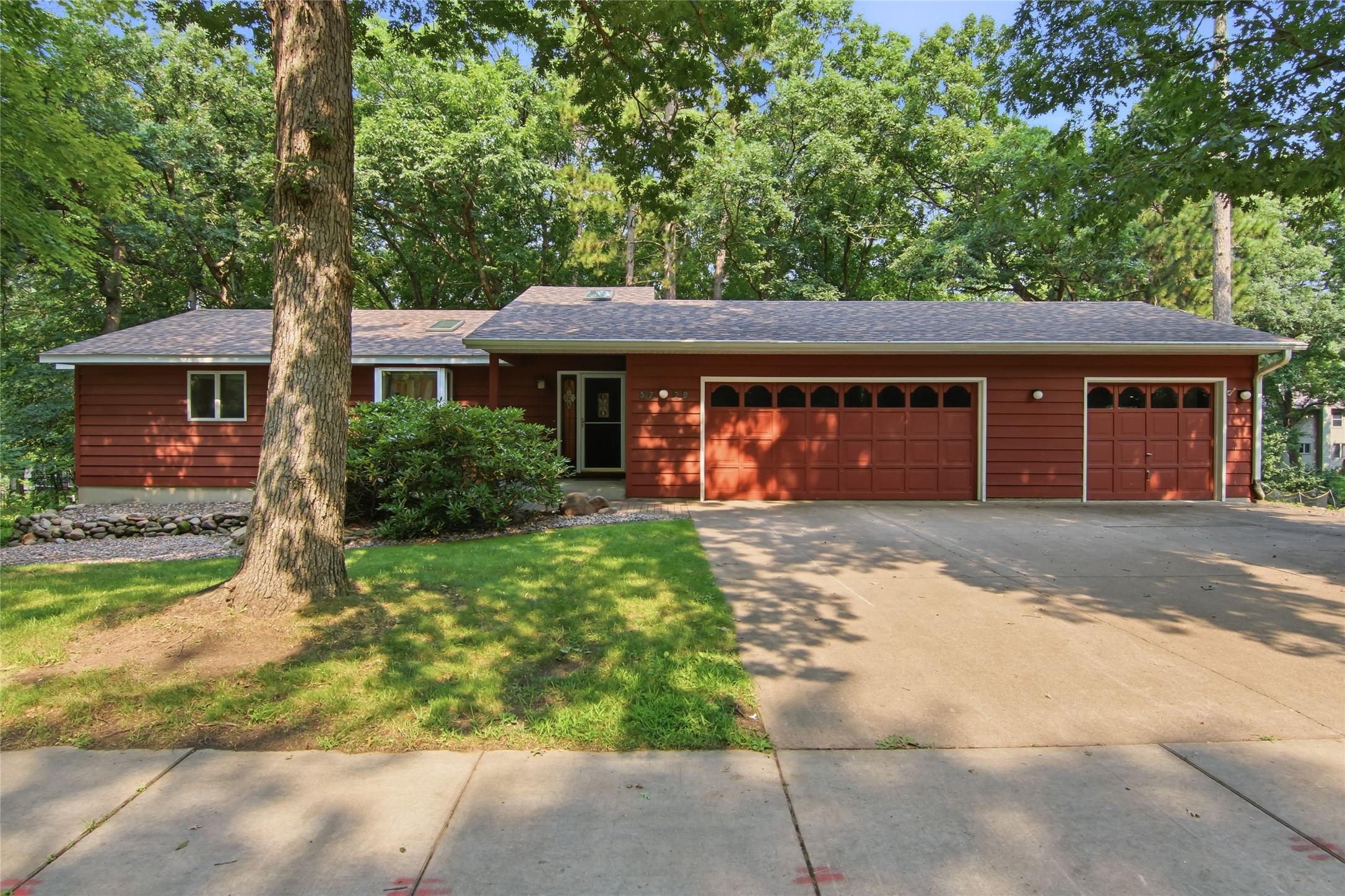 3728 Forest Heights Drive Property Photo 1
