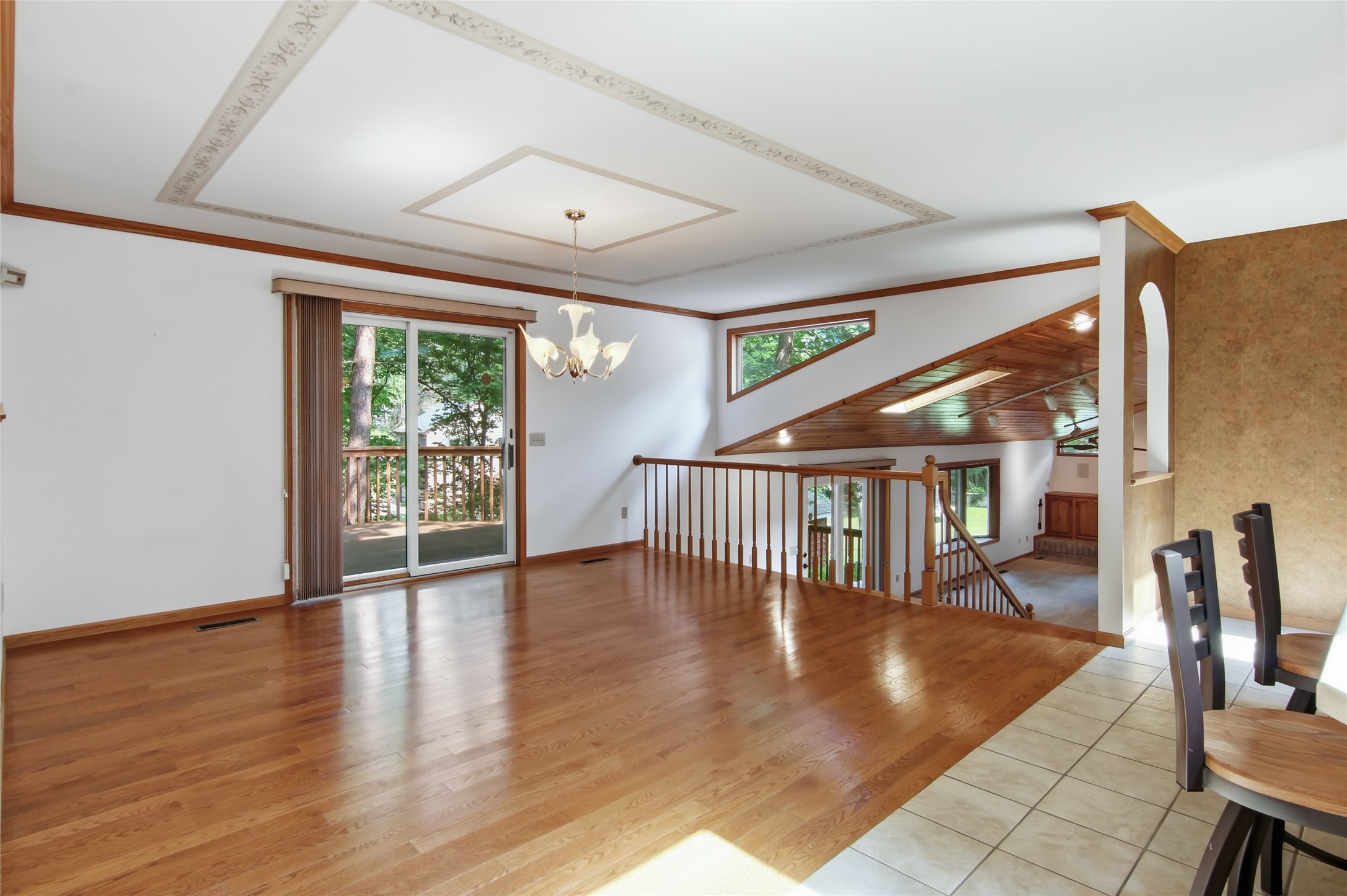 3728 Forest Heights Drive Property Photo 11