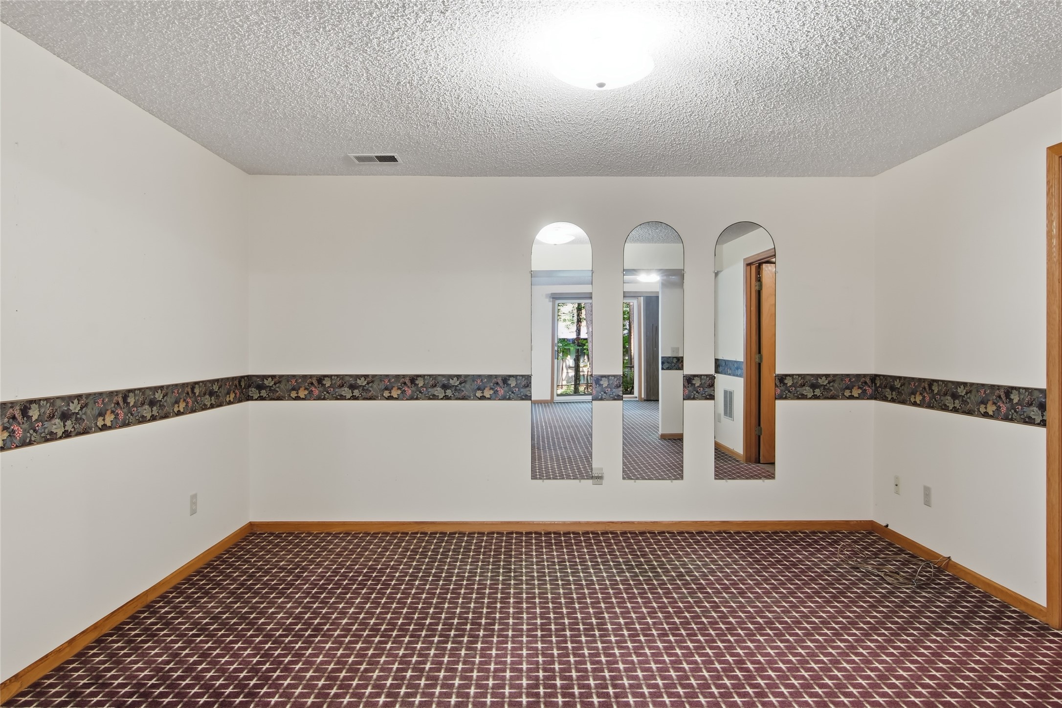 3728 Forest Heights Drive Property Photo 21