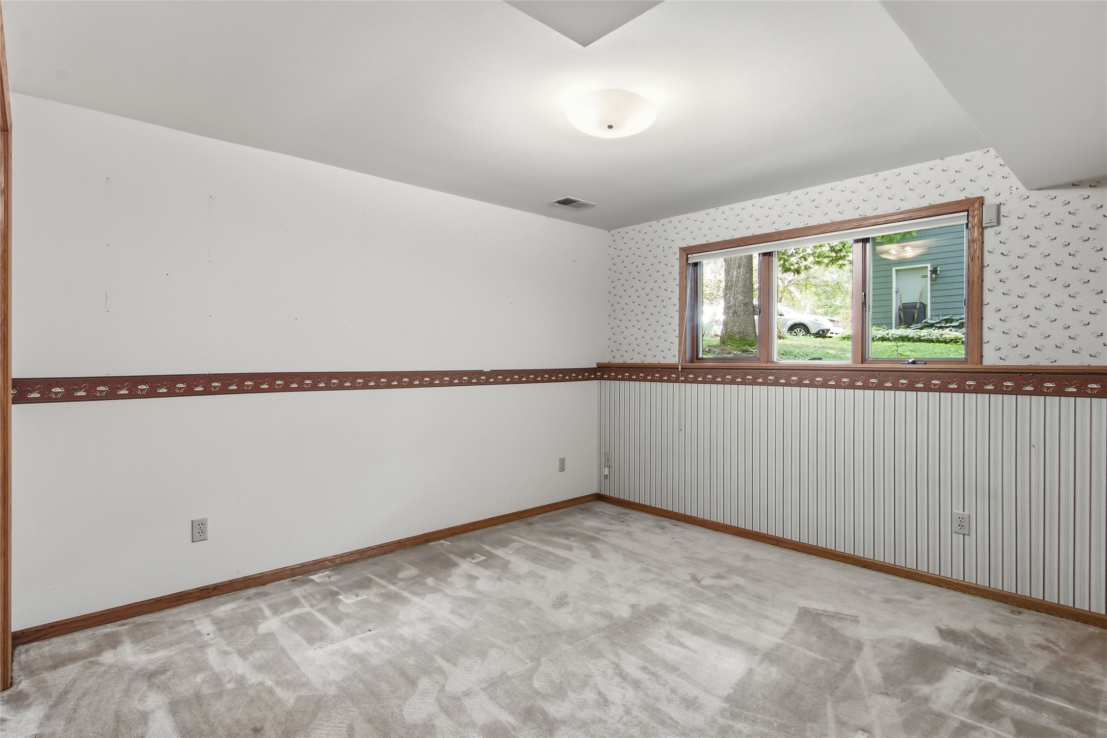 3728 Forest Heights Drive Property Photo 22