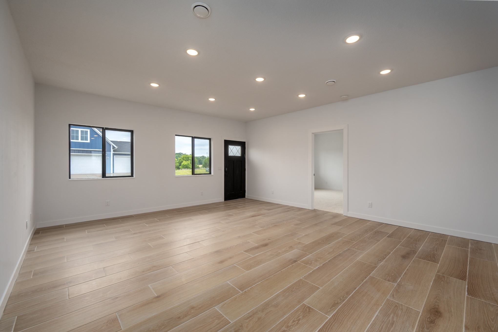 210 Sandhill Street Property Photo 6