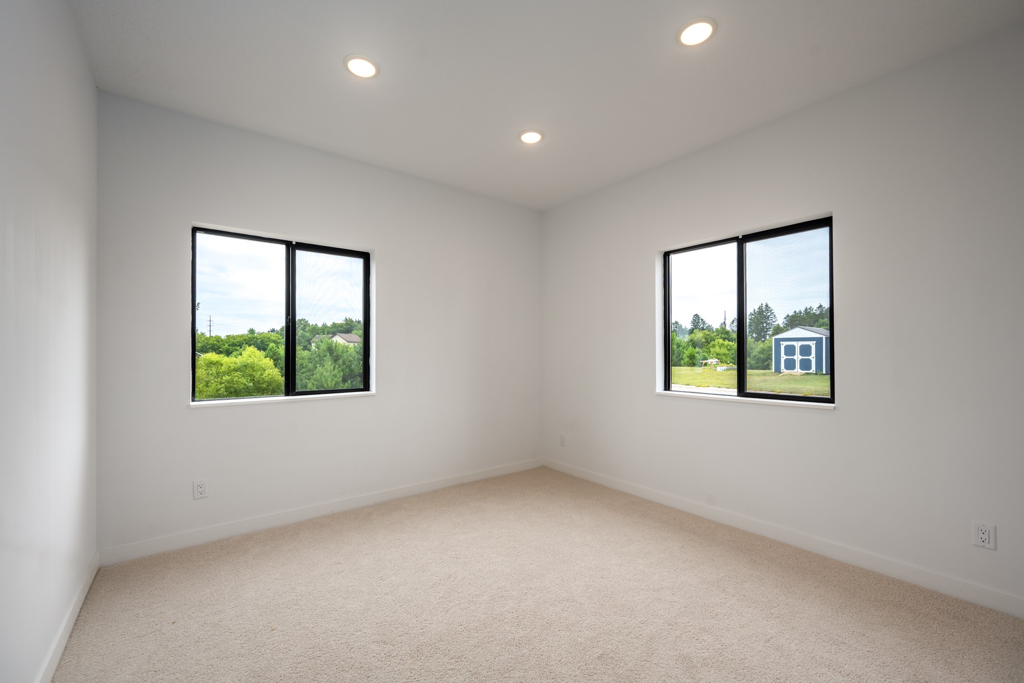 210 Sandhill Street Property Photo 24