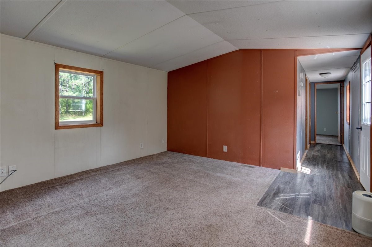 N3565 430th Street Property Photo 4