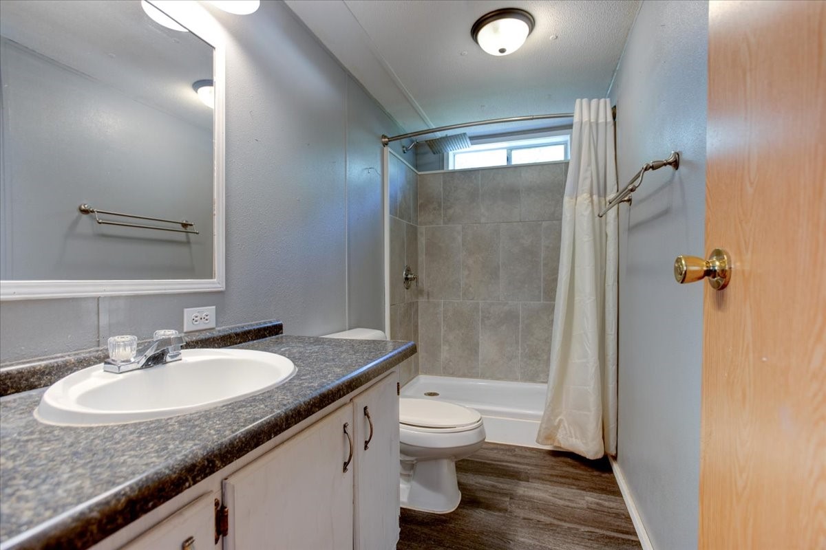 N3565 430th Street Property Photo 18