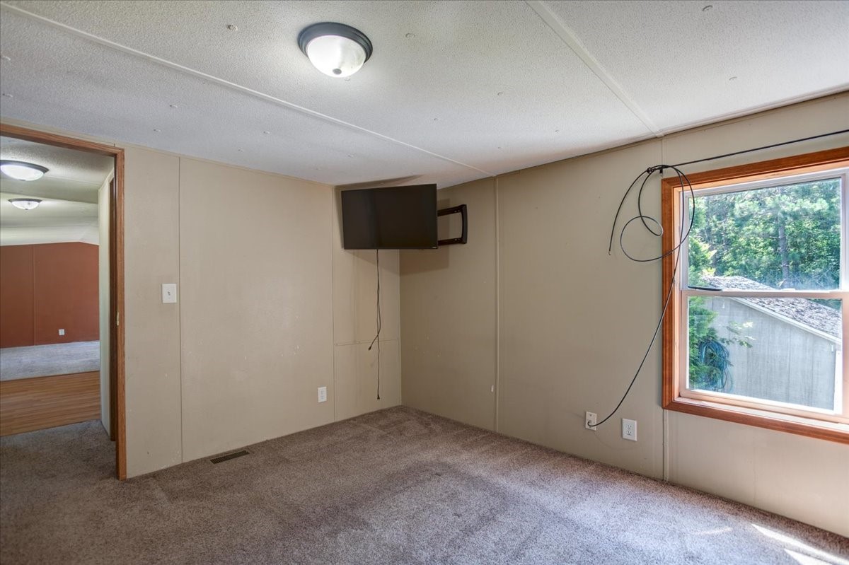 N3565 430th Street Property Photo 23